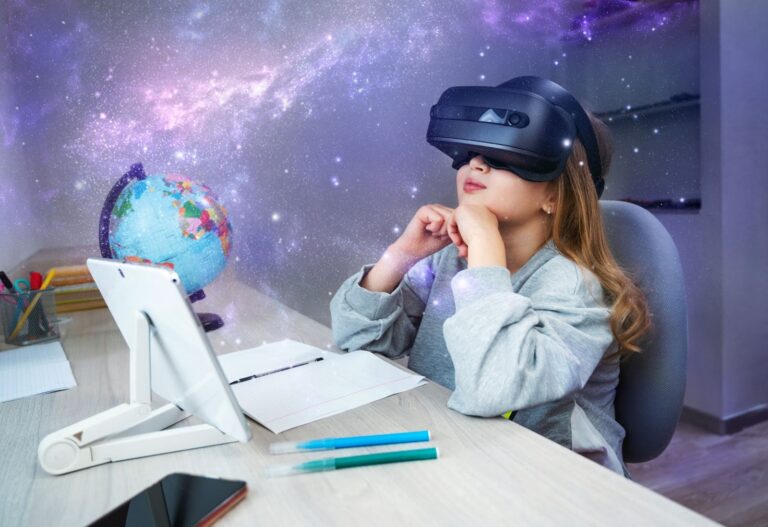 استخدام التكنولوجيا وموارد الوسائط المتعددة  لتعزيز تجربة تعلم طفلك اللغة الإنجليزية