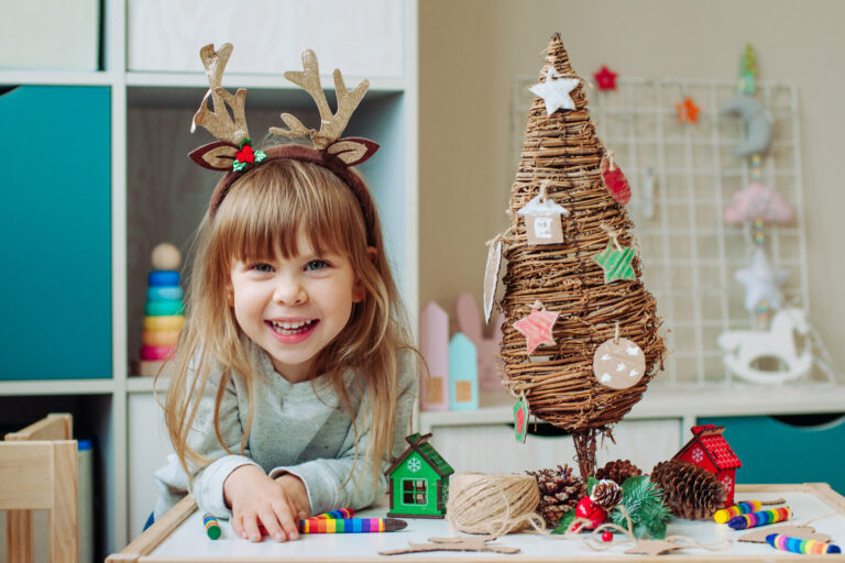 Best Christmas crafts for kids (with essential vocabulary)