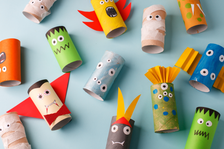 Taller de manualidades de monstruos «espeluznantes» para Halloween