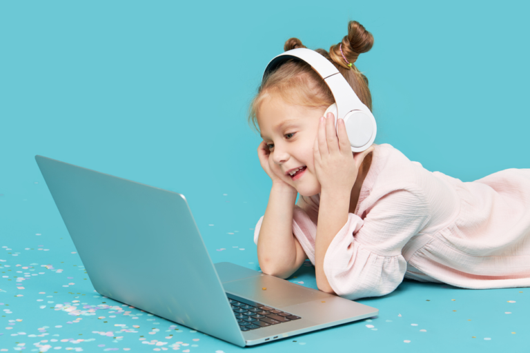 Una nueva era en el aprendizaje del inglés: las escuelas online no conocen barreras